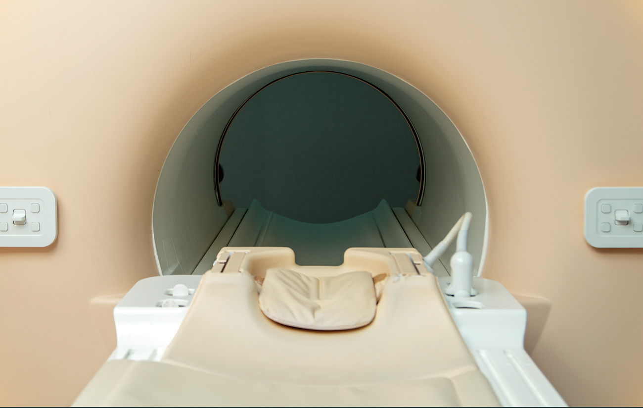 MRI-scanner-looking-in-web.jpg
