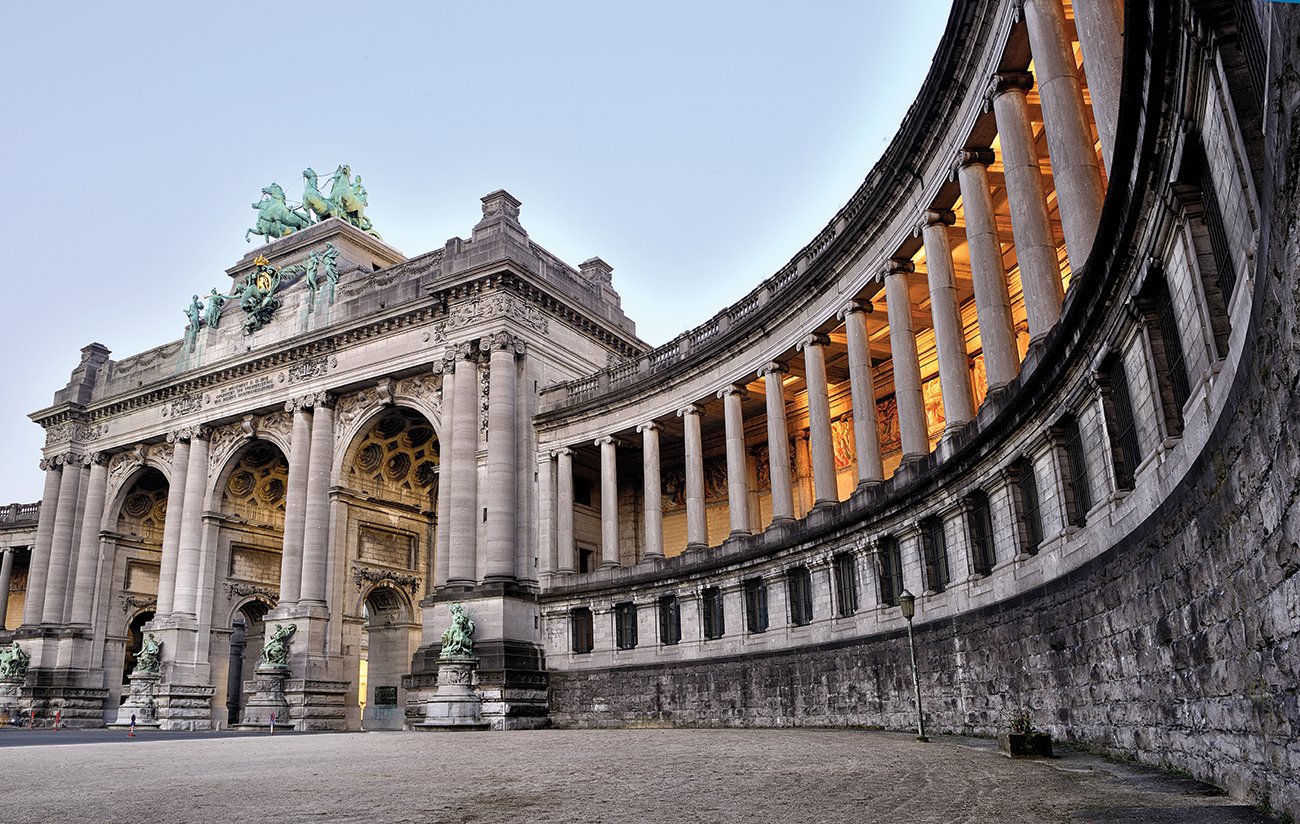 Brussels Triumphal Arch in Cinquantenaire Parc Jubelpark